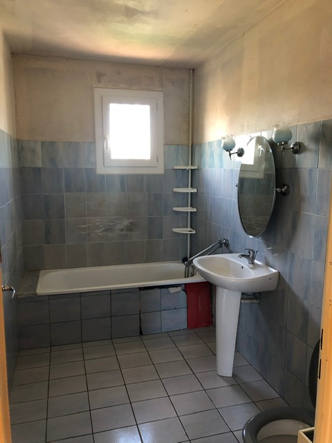 Salle de bains existante 2 verargues